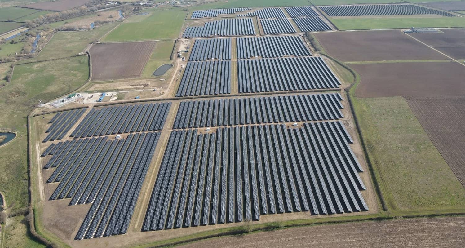 7.5GW! Multiple large-scale photovoltaic projects commence construction.